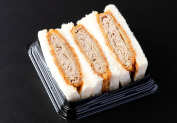 和牛入りメンチカツサンド