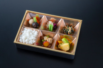 陰膳（非回収容器）